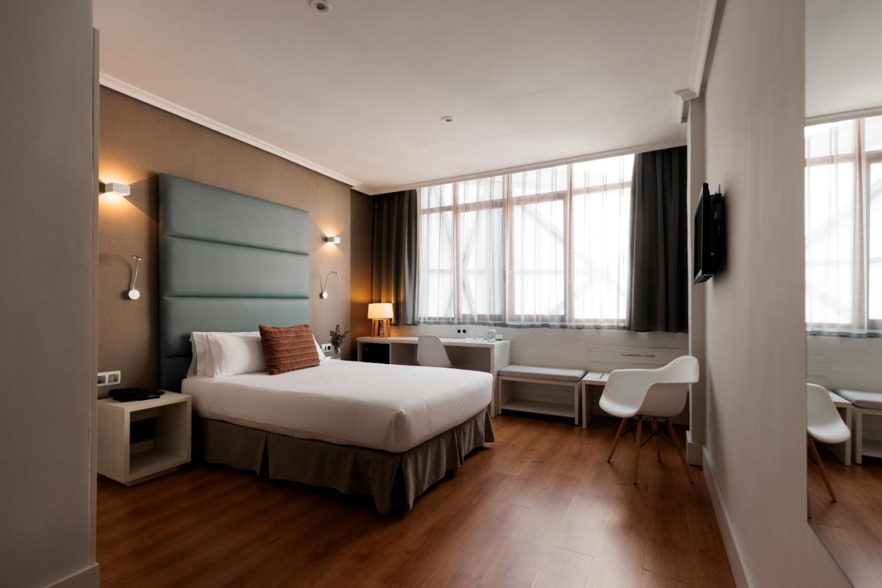 Hotel Pax Guadalajara Kültér fotó