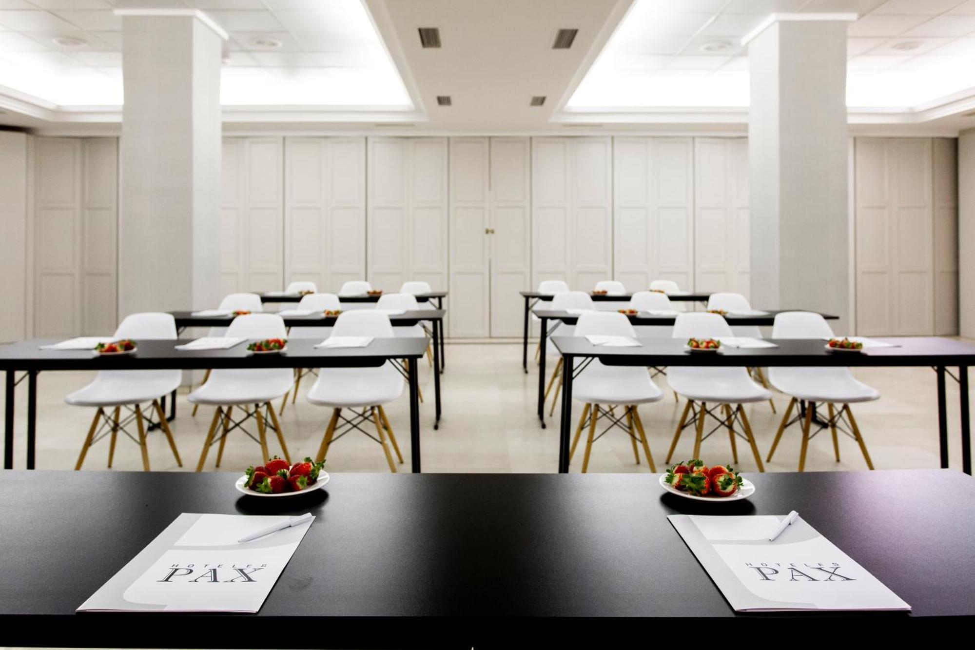 Hotel Pax Guadalajara Kültér fotó