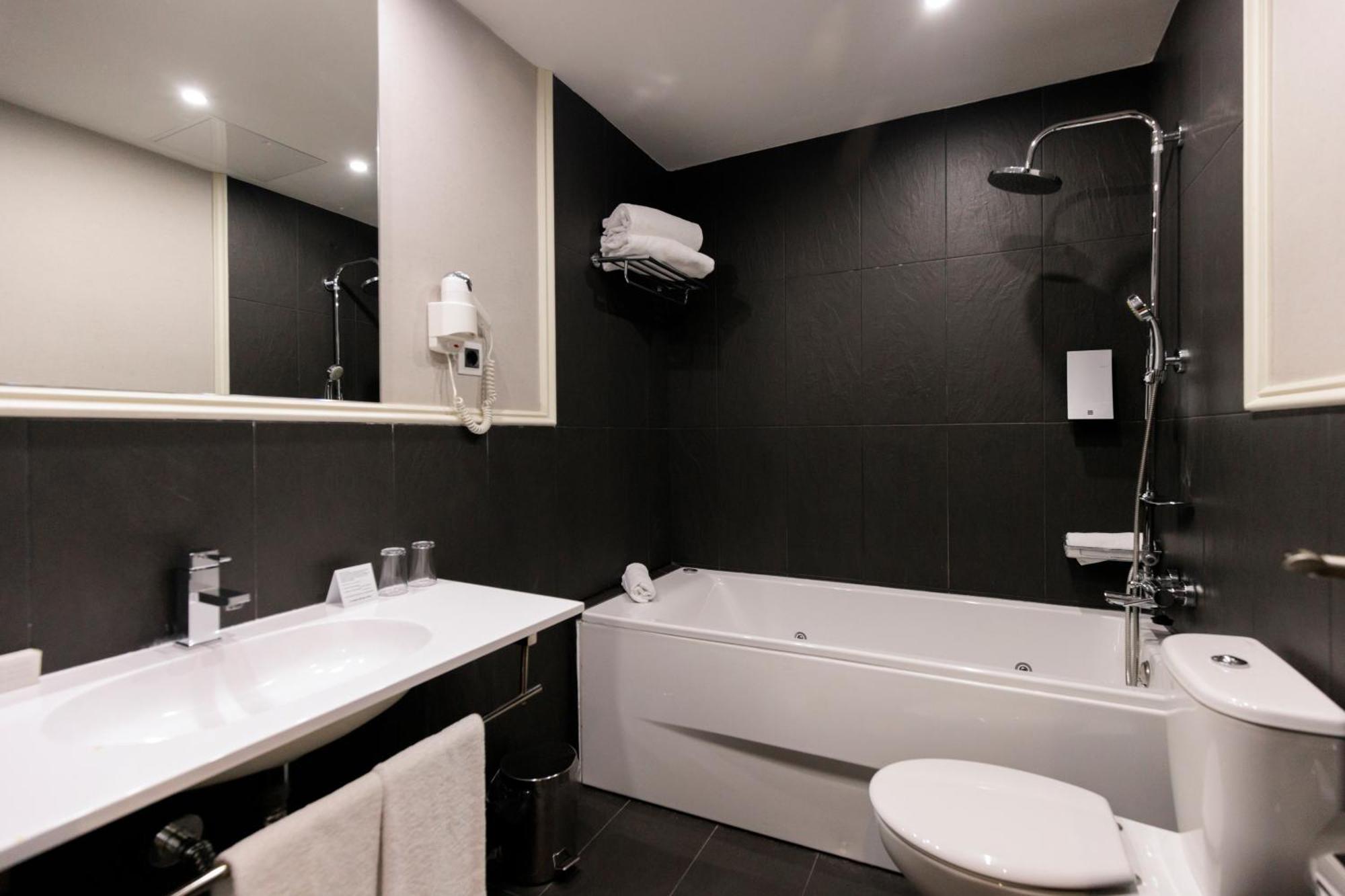 Hotel Pax Guadalajara Kültér fotó